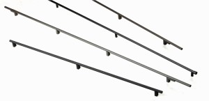 Uchwyt do mebli ryflowany czarny mat 750mm- Ponti N4