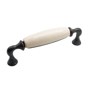 Decorani 83 -ceramiczny uchwyt z kremową porcelaną na 128 mm
