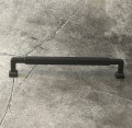 Etnos N4- uchwyt meblowy czarny mat 160mm.jpg