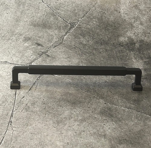 Etnos N4- uchwyt meblowy czarny mat 160mm.jpg