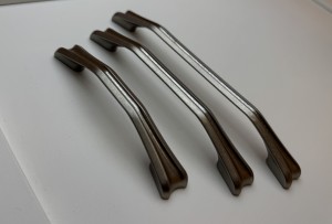 Uchwyt do mebli chrom szczotkowany 128 mm- Classici non classici H4 