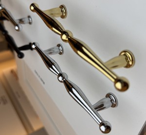 Chromowany uchwyt do mebli 128 mm- Oro Classicio CL