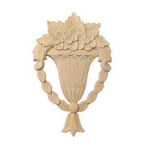 Aplikacja secesyjna z drewna lipowego 195×130 mm