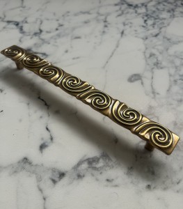 Uchwyt do mebli antyczne złoto 192 mm- Bellezza A8 