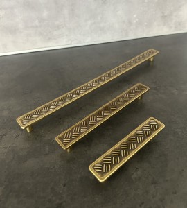 Uchwyt do mebli stare złoto 320 mm- Nuova industria D1 