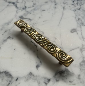 Uchwyt do mebli antyczne złoto 128 mm- Bellezza A8 