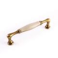 Uchwyt porcelanowy kremowy 128 mm do mebli włoski