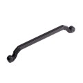 Czarny uchwyt meblowy długi reling 160mm matowy.jpg