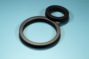 Uchwyt do mebli okrągły czarny  32 mm- Ruta N4